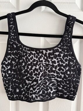 Aritzia Babaton Arjun Sculpt Knit Tank Leopard size Medium